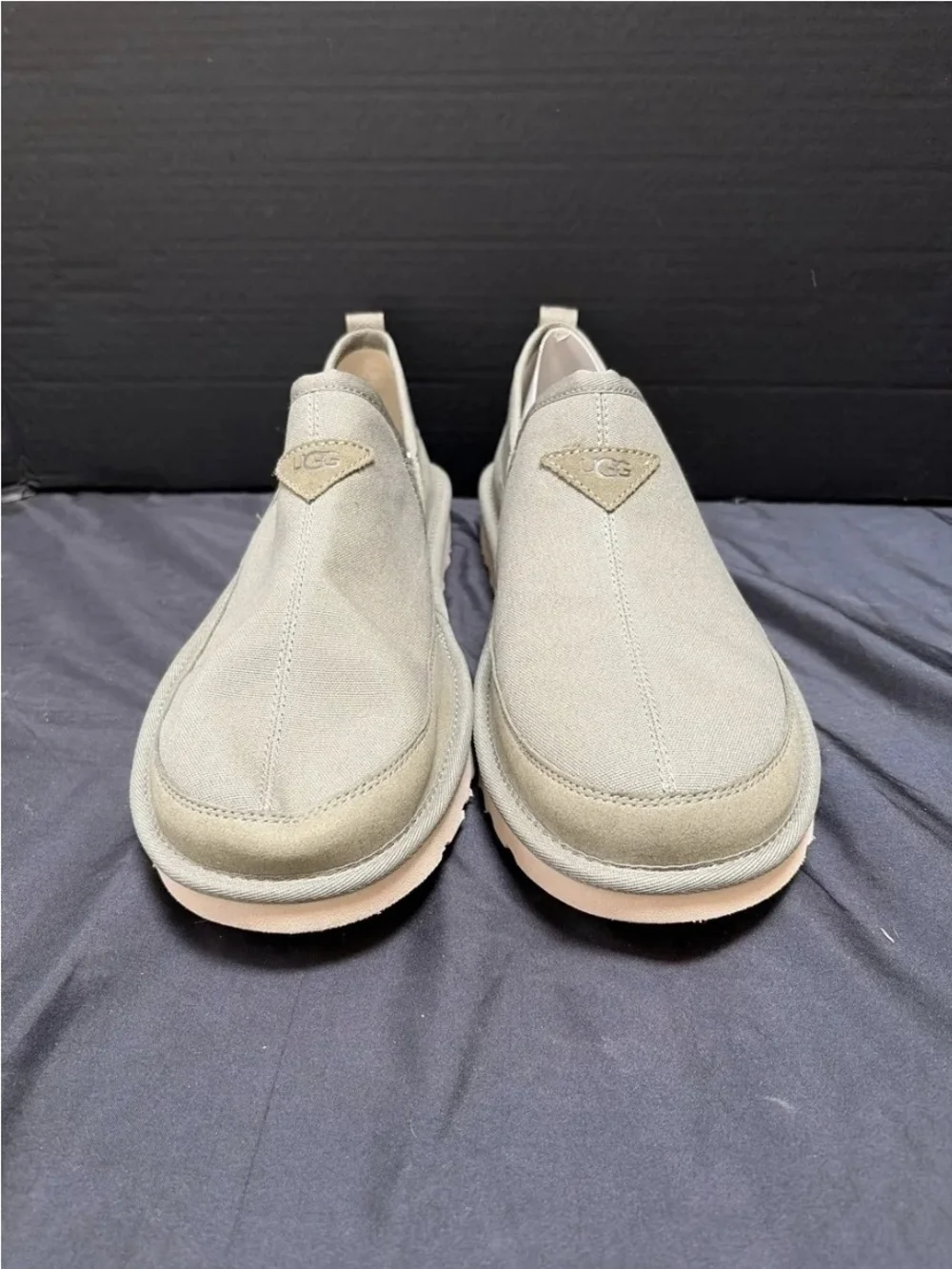 UGG Australia Men's Size 17 Green Canvas Slip-On Shoes - Worn by STACEY KING